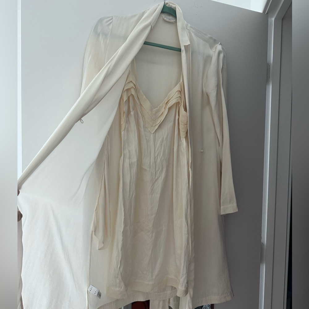 La perla robe and nighty